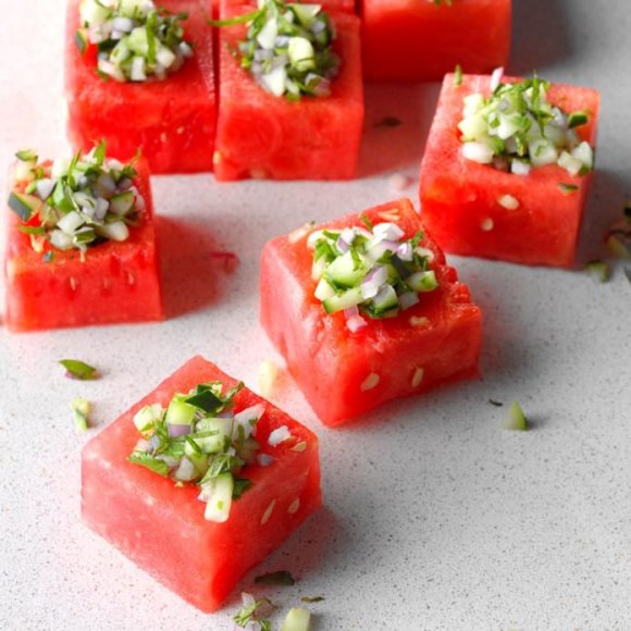 Watermelon-Cups_EXPS_LSBZ18_50594_D01_19_3b-1-696x696